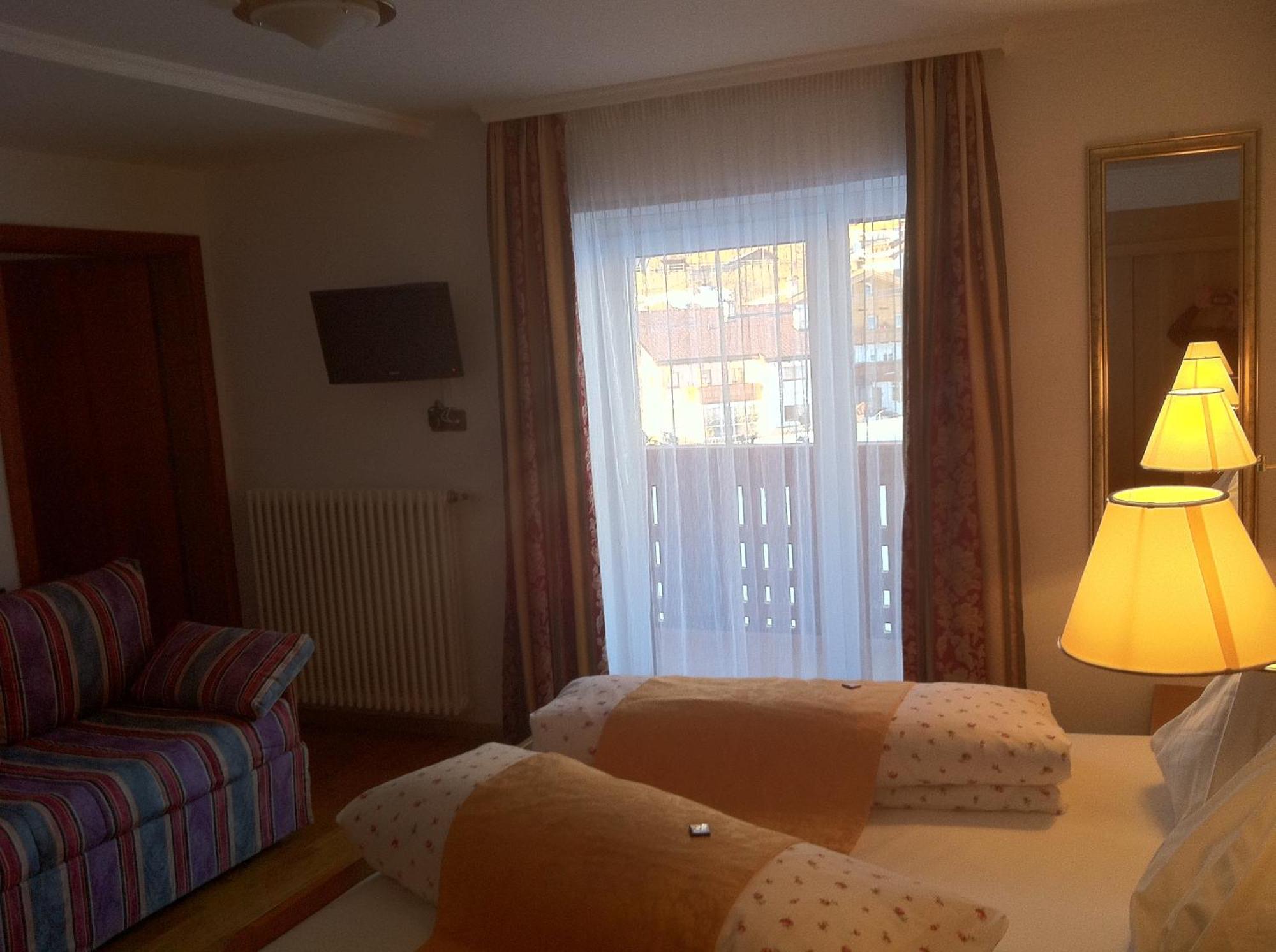 Hotel Serena Selva di Val Gardena Eksteriør bilde